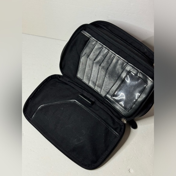 L.L. Bean Vintage Black Leather travel Passport Document organizer wristlet - Picture 9 of 12